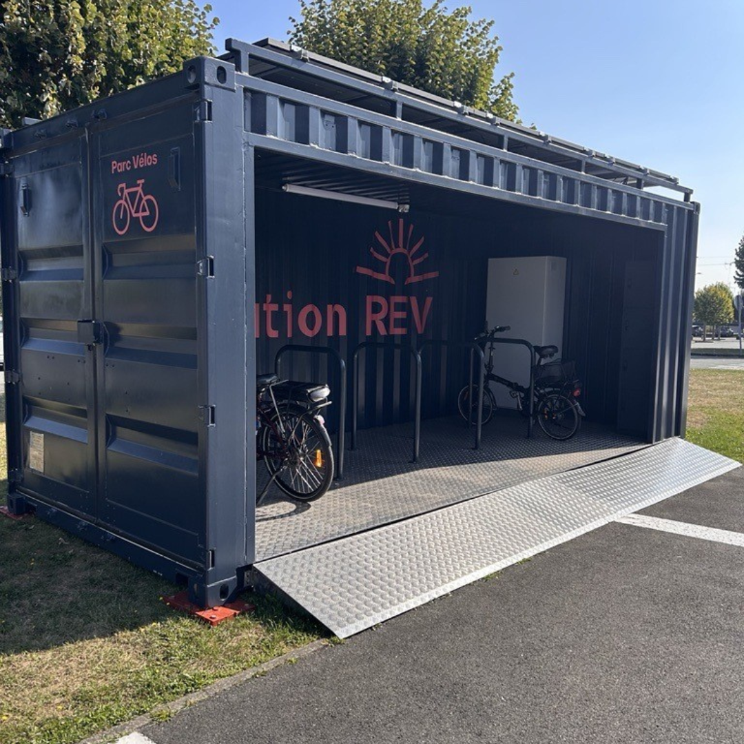 Service Parking - La Séguinière Outlet Village